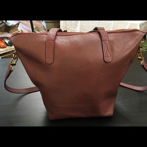 Cuyana leather tote